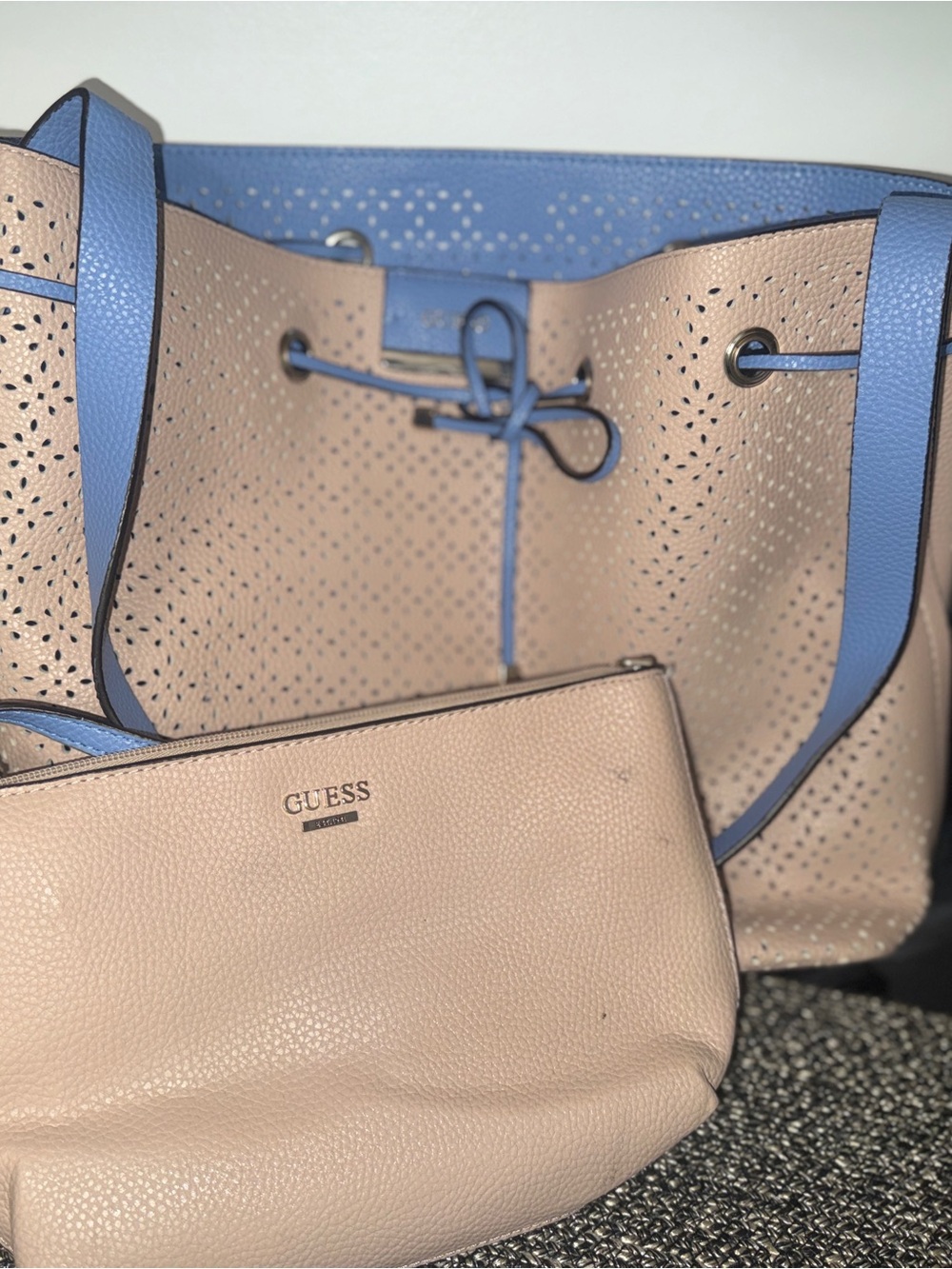 GUESS Beige Tote with Blue Trim and Matching Pouch
